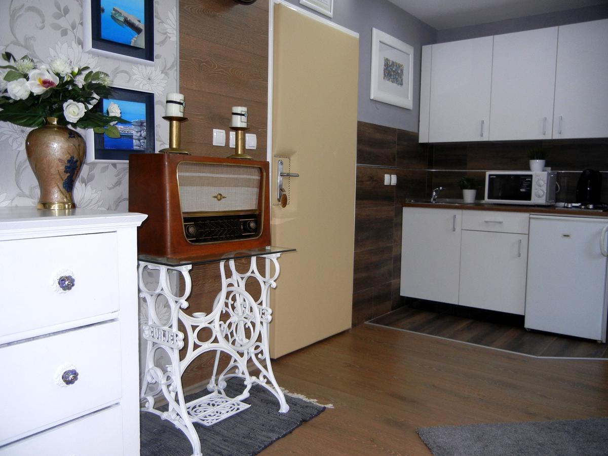 Villa Lucia - Apartments&Rooms Slavonski Brod Extérieur photo